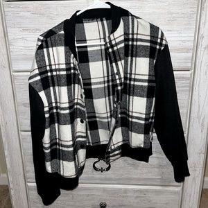 Super cute plaid jacket new without tags never been worn